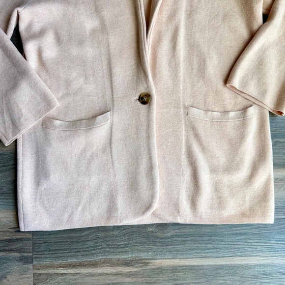J. Crew Cecile Relaxed Sweater-Blazer in Soft Blush Size M - Picture 3 of 16